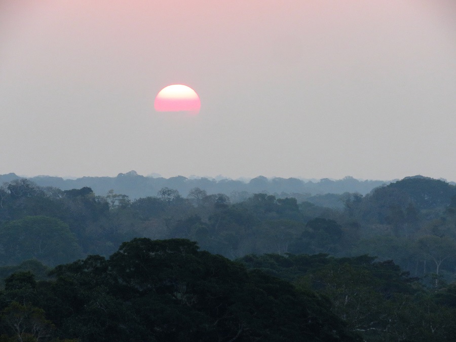 Sunset at Los Amigos. Photo © Gina Nichol 